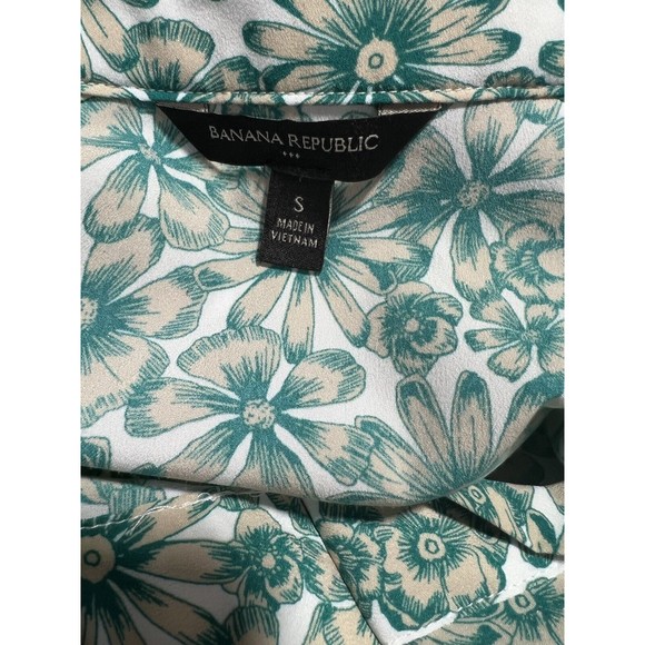 BANANA REPUBLIC Green, Floral Blouse, Size Small - Picture 5 of 7